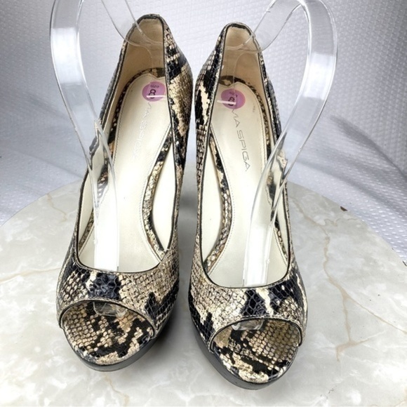 Via Spiga Snake Peep Toe Heels Womens Size 8 Black Tan Career Professional Pumps - Picture 3 of 10